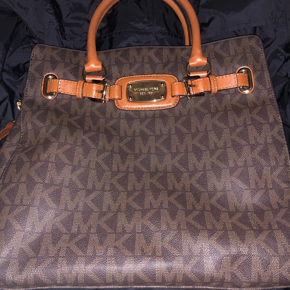 Michael Kors purse
